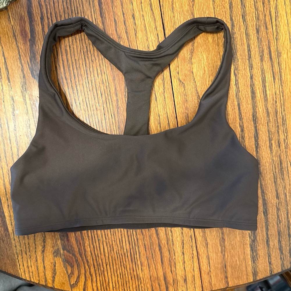 Alo activewear sports bra never worn brown